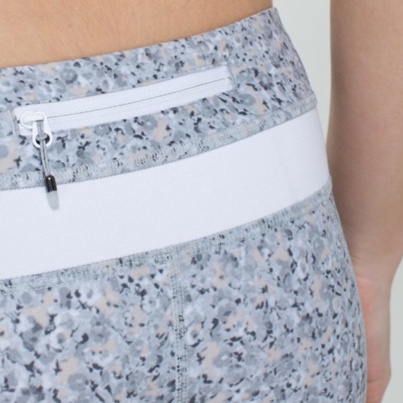 Lululemon Run Inspire Crop Leggings - Picture 3 of 12